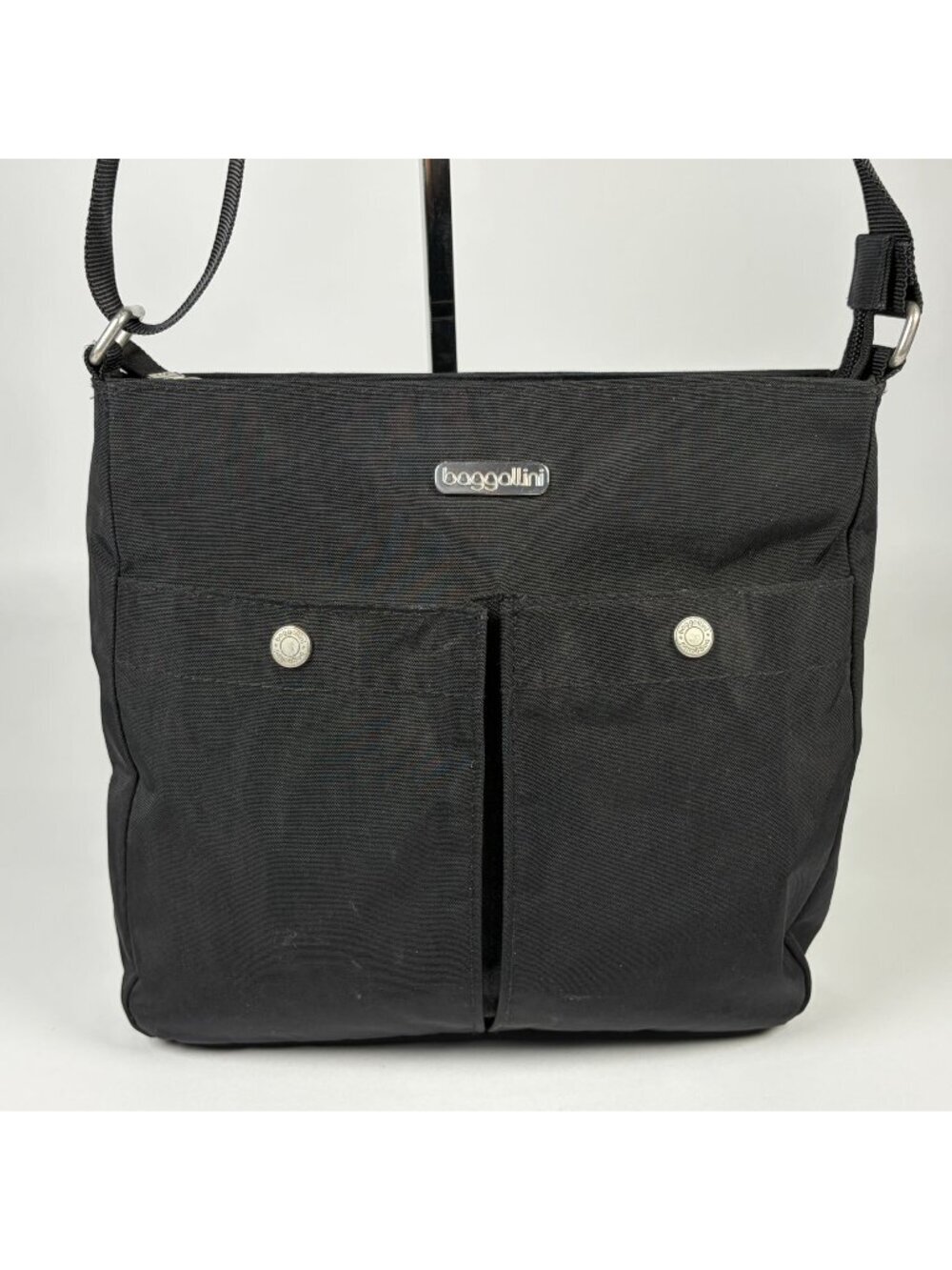 Baggallini Black Nylon Crossbody Bag Purse Adjustable Strap Lightweight Travel